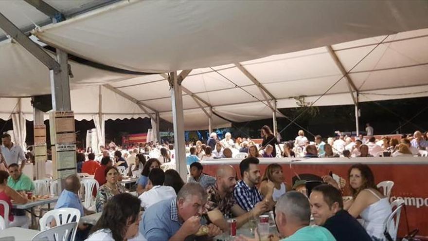 Gran éxito de la Feria del Marisco de Castro