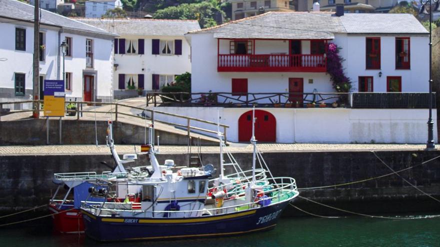 Viavélez, un pueblo guapo de Asturias que respira mar por todos los costados