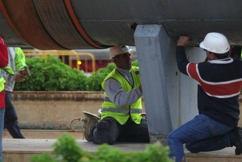 Traslado del sumarino Isaac Peral al museo naval en Cartagena