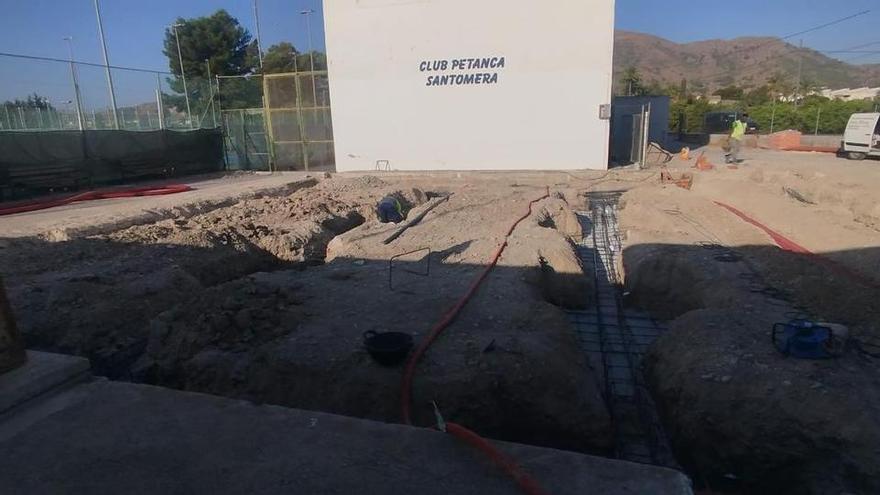 Santomera avanza en la modernización de sus instalaciones deportivas con obras en el Recinto de Petanca y el Campo de Hockey