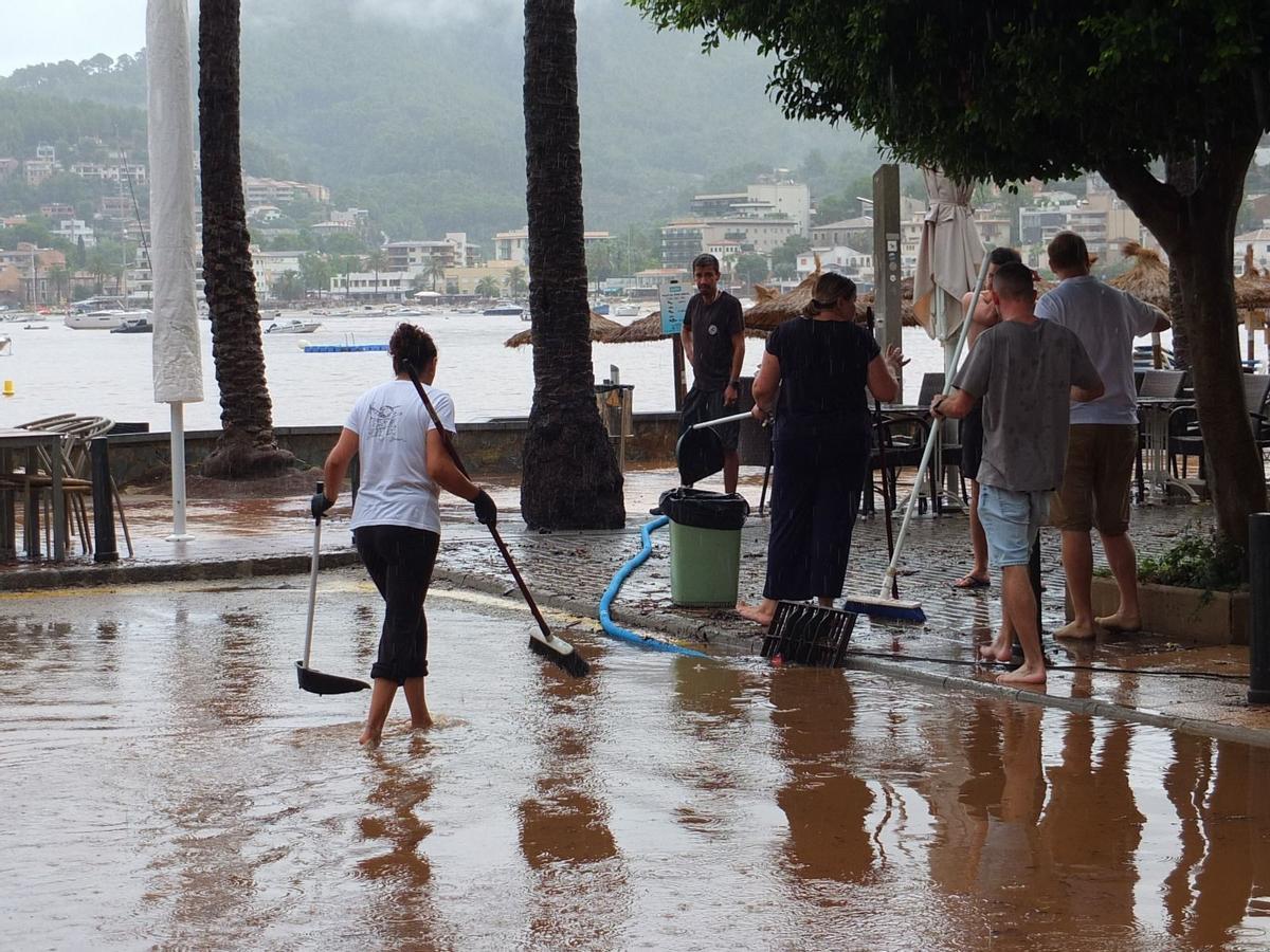 Los efectos de la DANA en Port Sóller, en imágenes