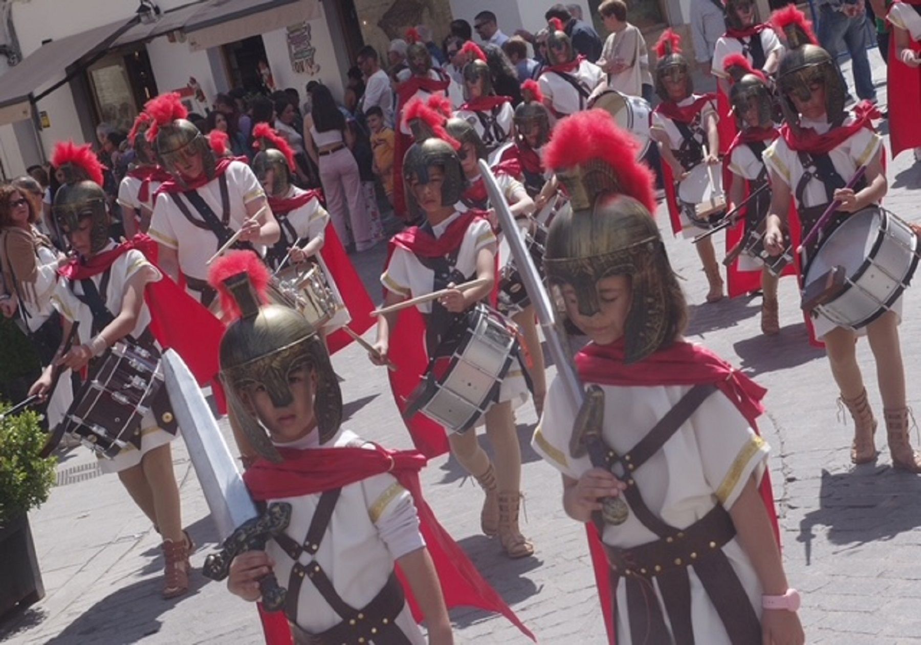 La XXVI edición de los Tronos Chicos de Antequera, en imágenes