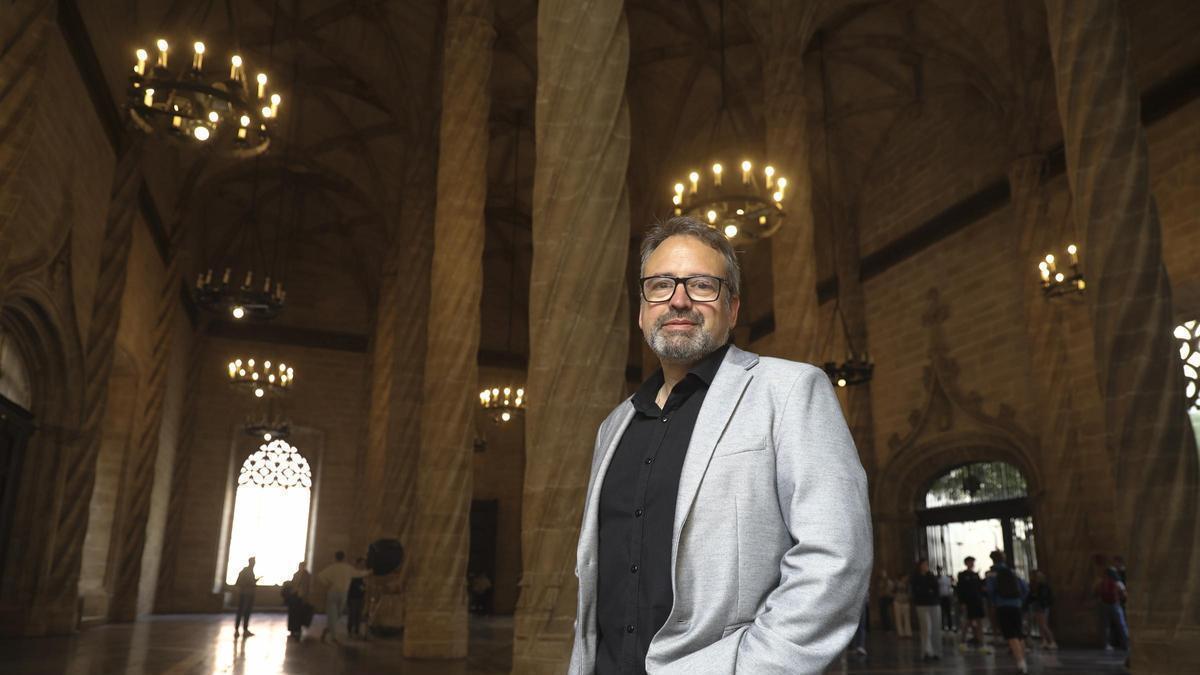Juan Francisco Ferrandiz, autor del libro 'La Lonja de la seda'