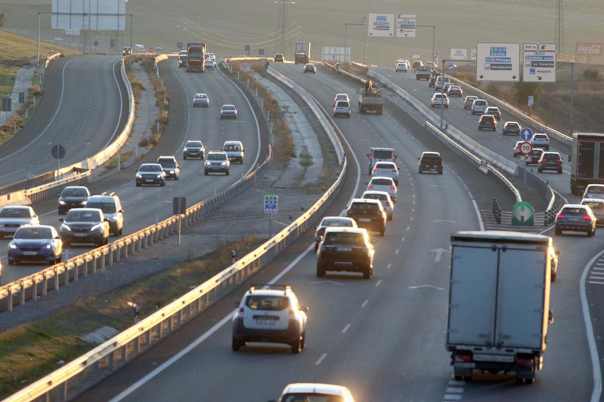 Vehículos en la autovía N4 de Sevilla