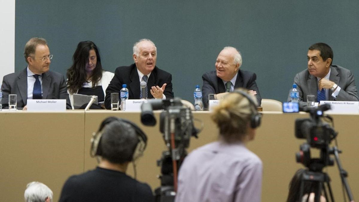 Un momento de la rueda de prensa de Barenboim