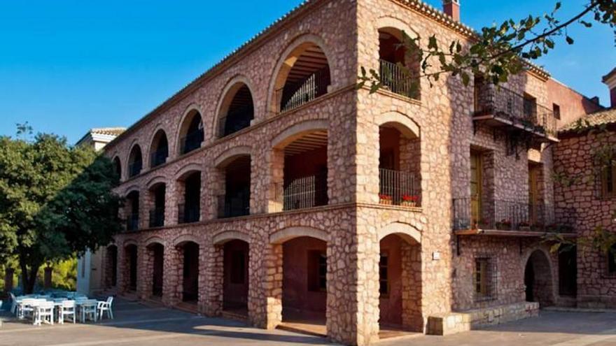 El bar-cafería del hotel de La Santa de Totana volverá a abrir sus puertas