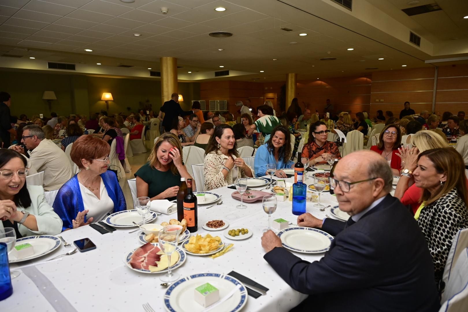 Gala solidaria a beneficio de la Asociación Conta el Cáncer en Castelló