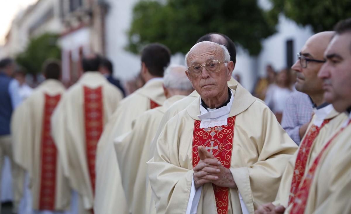 El Corpus recorre las inmediaciones de la Mezquita-Catedral