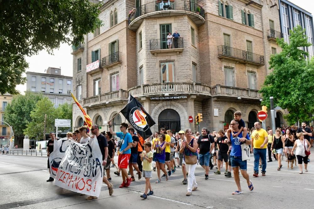 Manifestació contra l'agressió feixista a Manresa