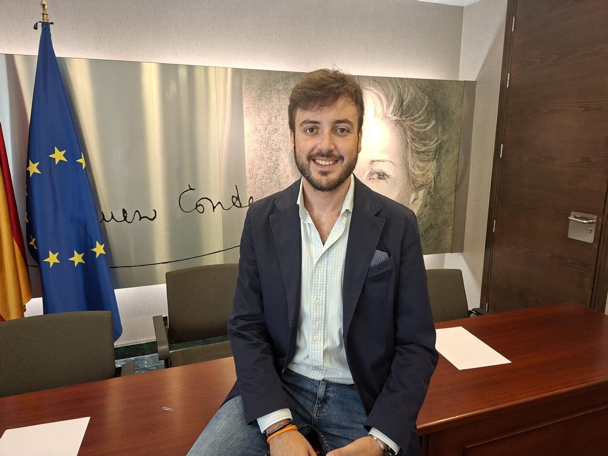 Antonio Landáburu, del PP, este lunes en la Asamblea.