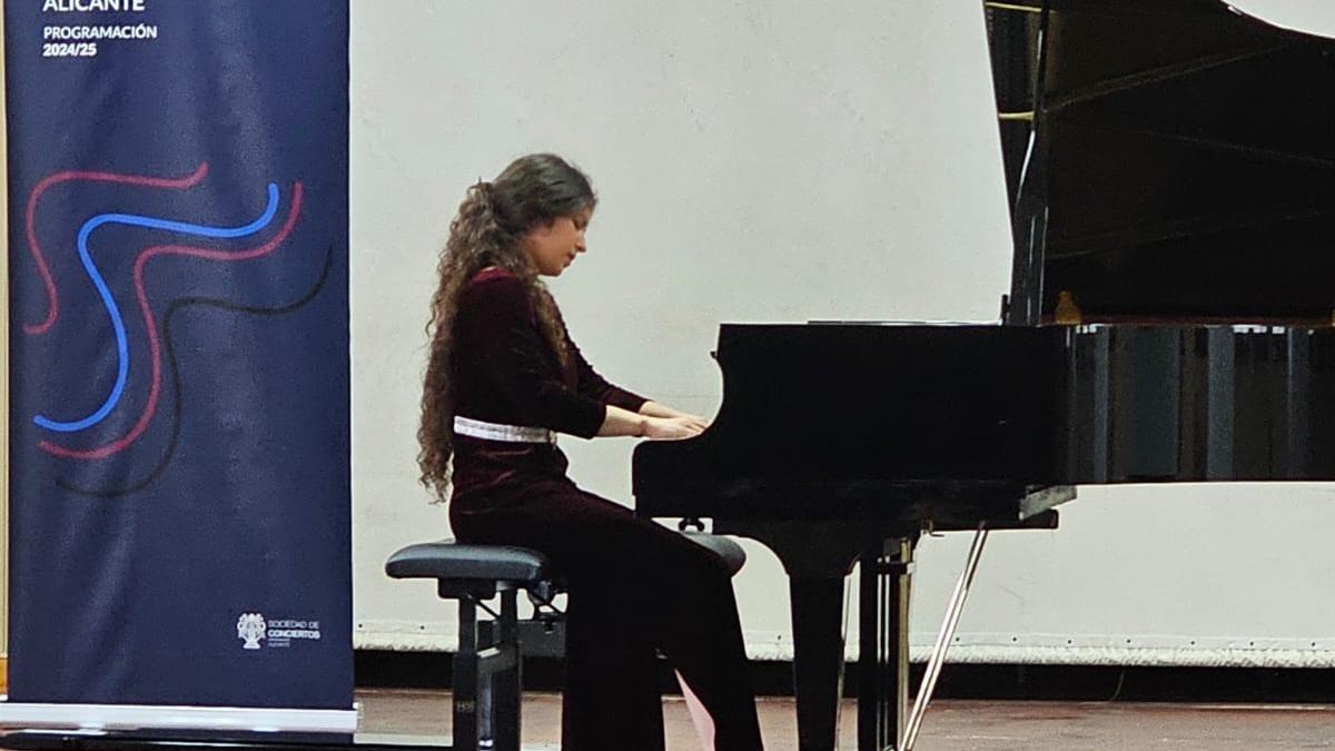 Oriana Larisa Kemelmajer, Premio de Interpretación 2025 de la Sociedad de Conciertos-Oftalvist