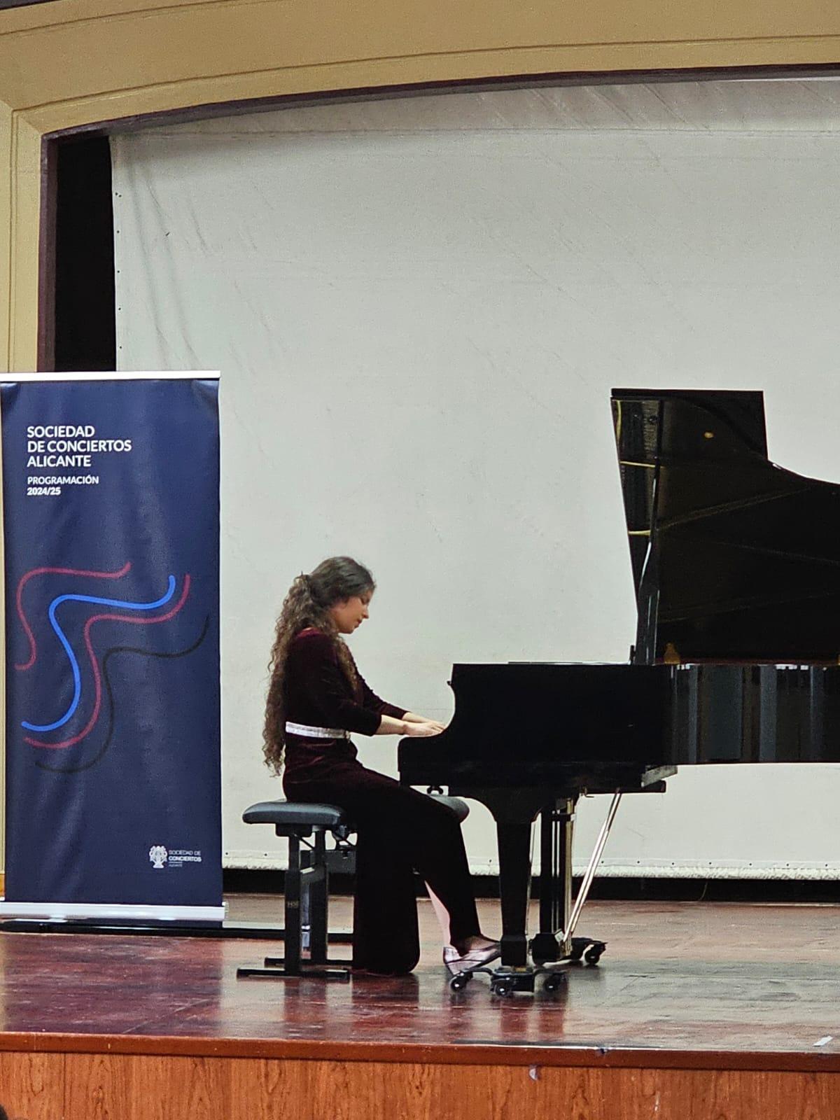 Oriana Larisa Kemelmajer, última ganadora del Premio de Interpretación de la Sociedad de Conciertos-Oftalvist