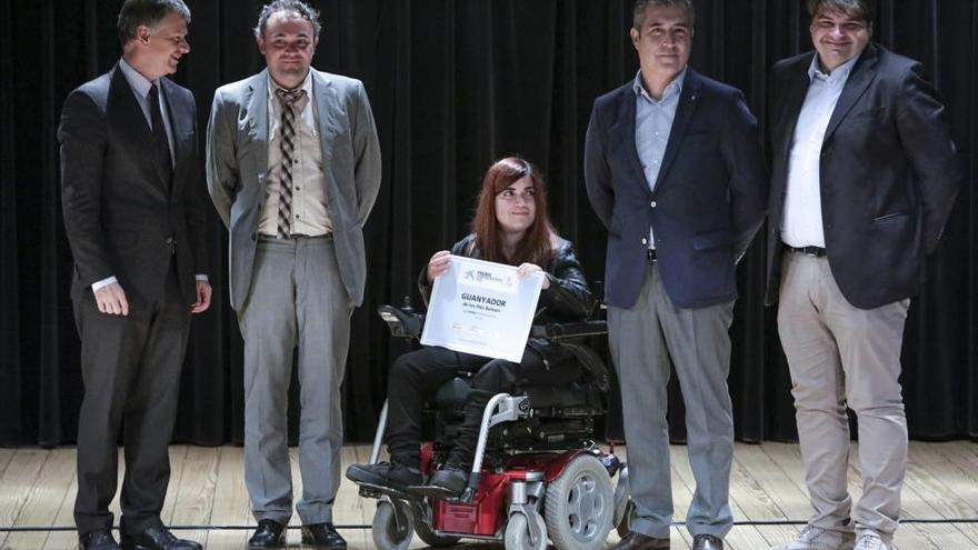 El equipo de Discubre, ayer, tras recibir su premio.