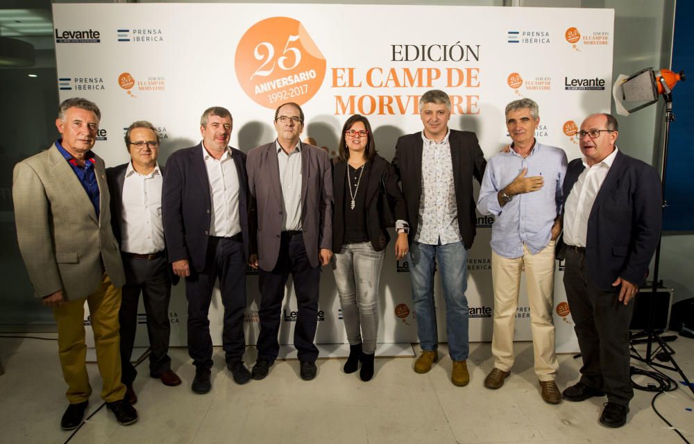 Gala 25 Aniversario Levante-EMV Edición Camp de Morvedre.Diputados y concejales de Compromís y el alcalde de Algar de Palància