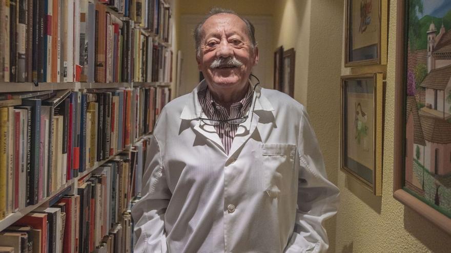 Fallece el doctor Domingo Pedreira Andrade, figura clave en la lucha contra el sida en Galicia