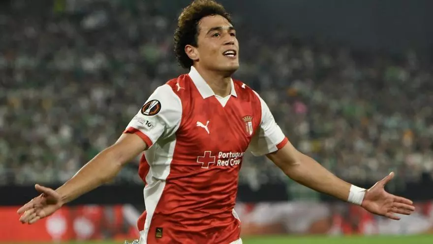 Carvalho empata para el Braga tras un error de Pau López