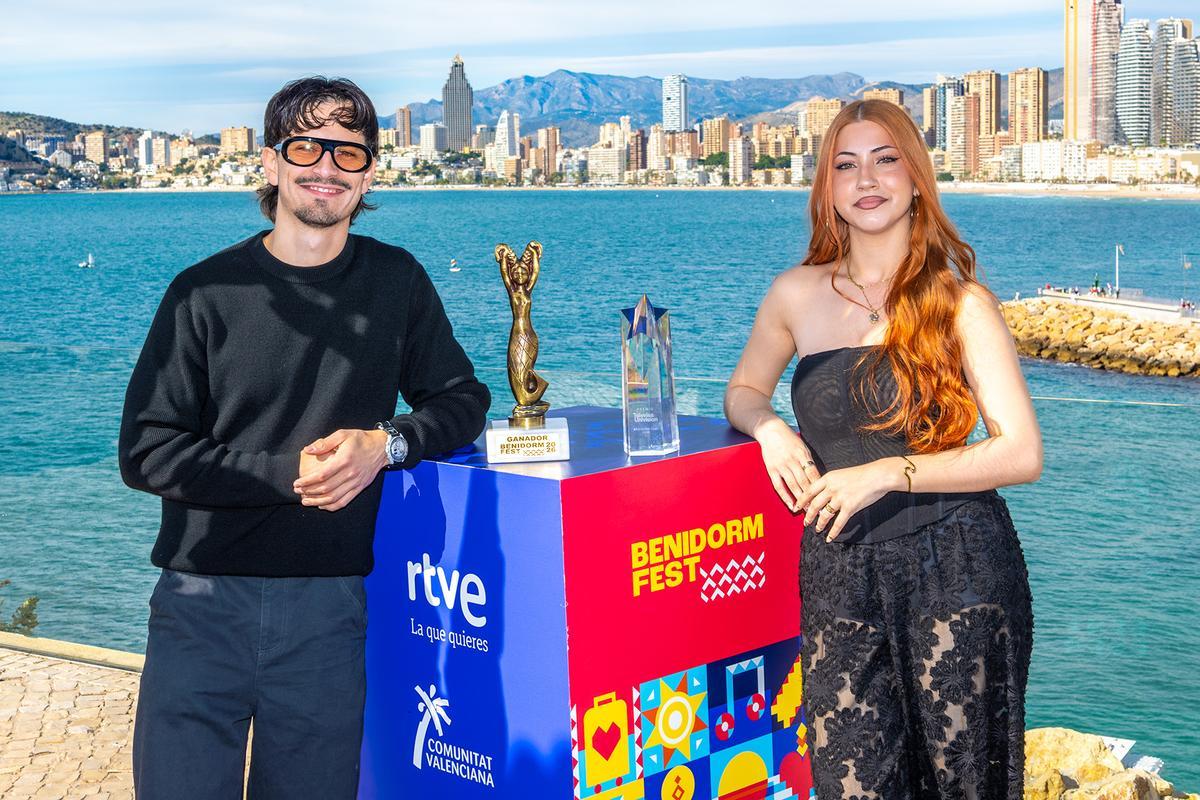 Tony Grox y LUCYCALYS, en el Mirador del Castillo de Benidorm