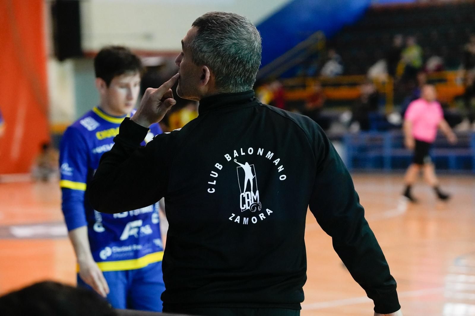 GALERÍA | Las mejores imágenes del Balonmano Zamora - BM Caserío