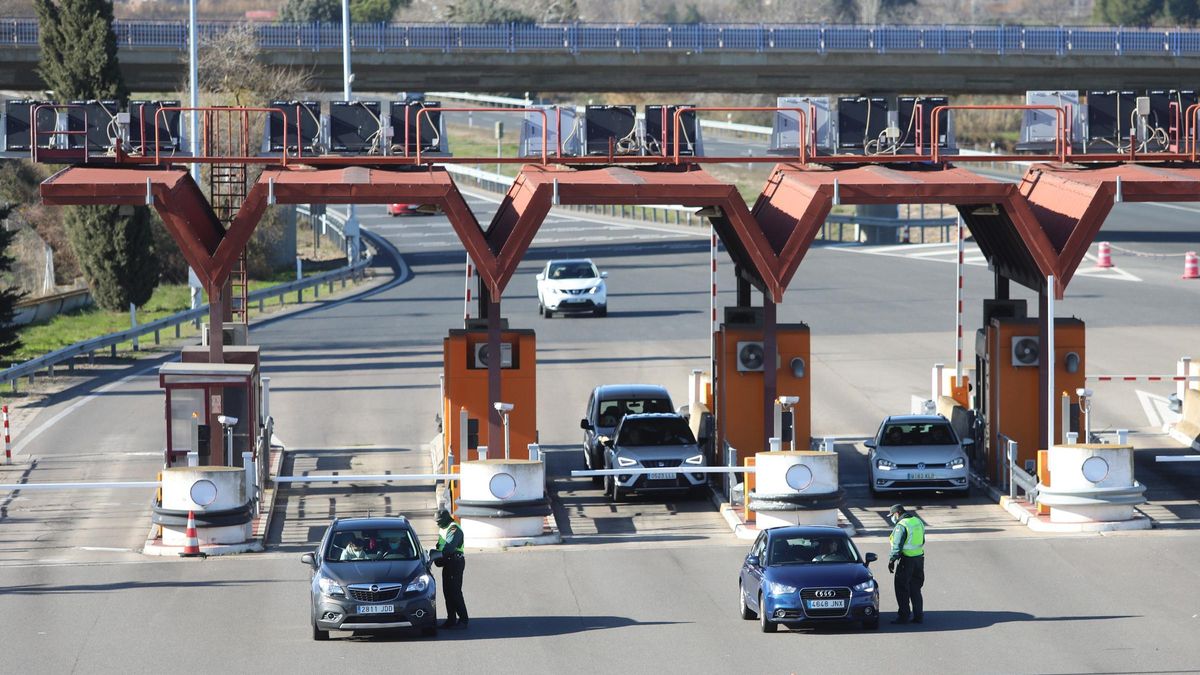 Peaje de la AP-68, la autopista Vasco-Aragonesa, a la altura de Alagón.