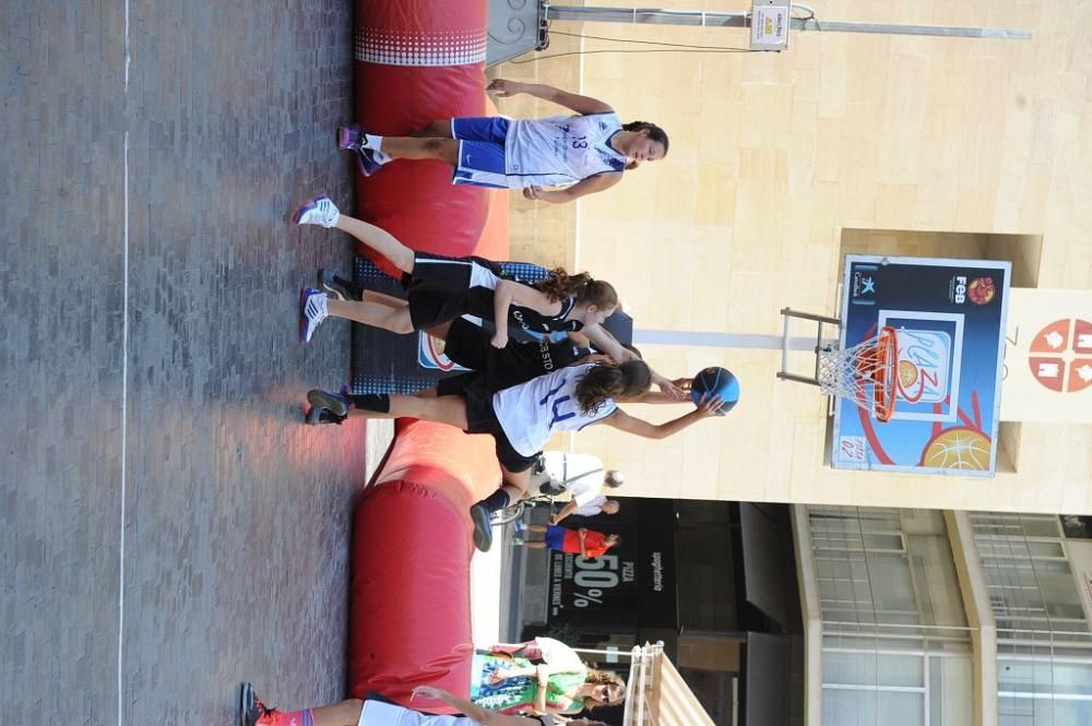 Baloncesto 3x3 en la Plaza Belluga