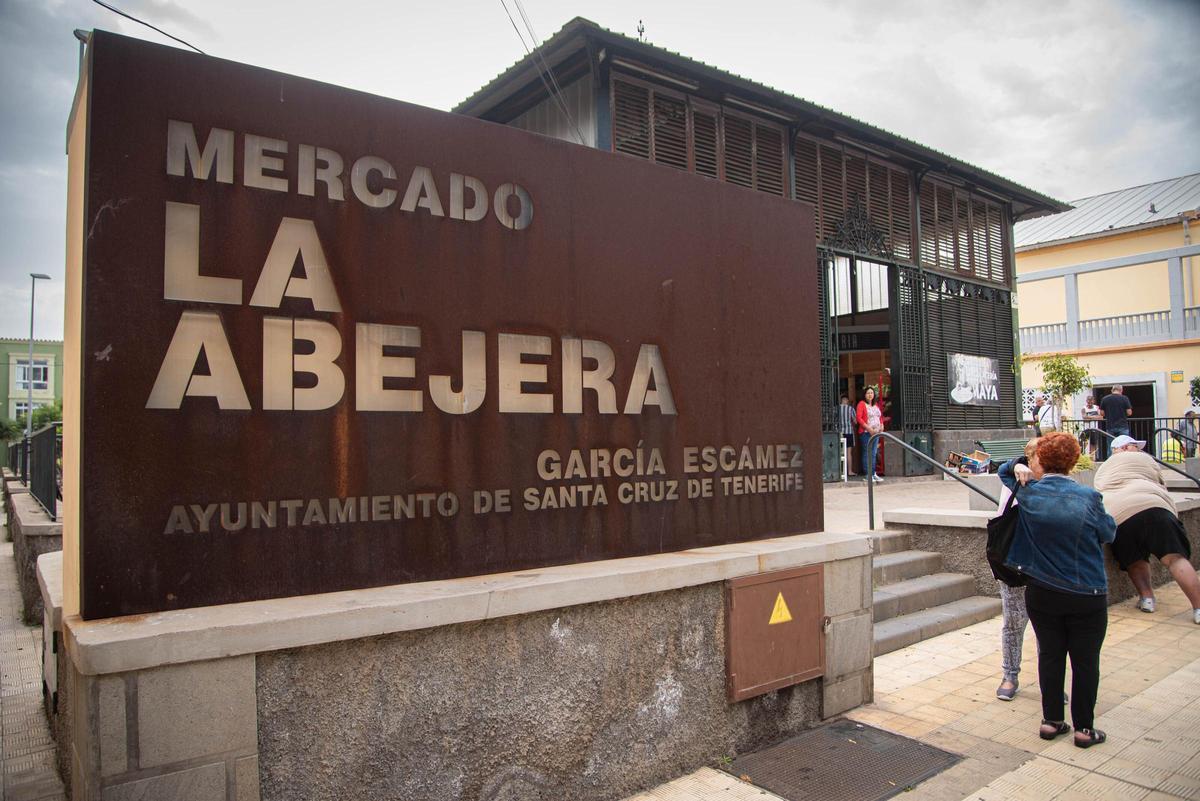 Entrada del Mercado de La Abejera.