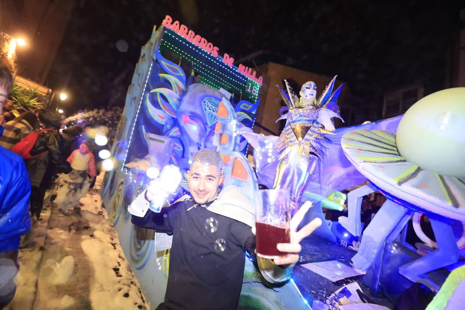 EN IMÁGENES: Así fue el espectacular 37.º Descenso de Galiana en el Antroxu de Avilés
