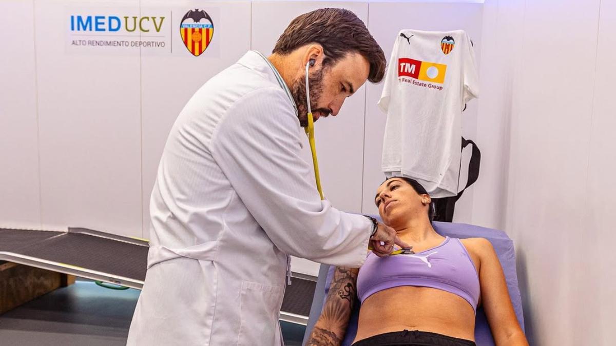 Marta Carro, jugadora del Valencia CF Femenino.