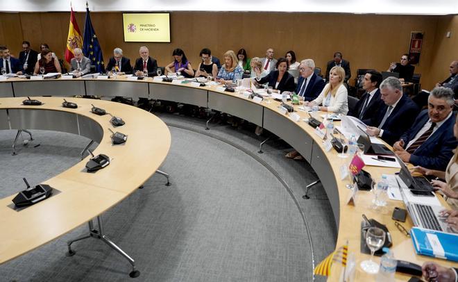 El Gobierno dejará para después del verano la aprobación del modelo de financiación en Consejo de Ministros