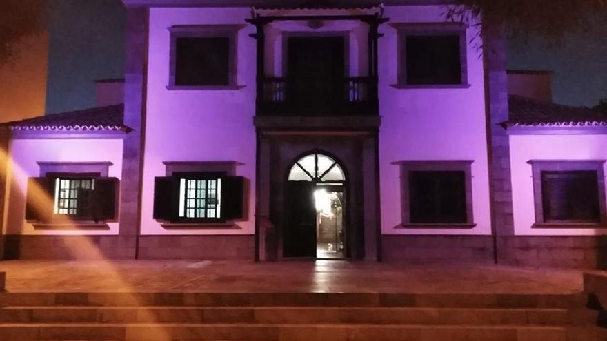 Santiago del Teide se tiñe de azul turquesa para dar visibilidad al Día Mundial de la Dislexia