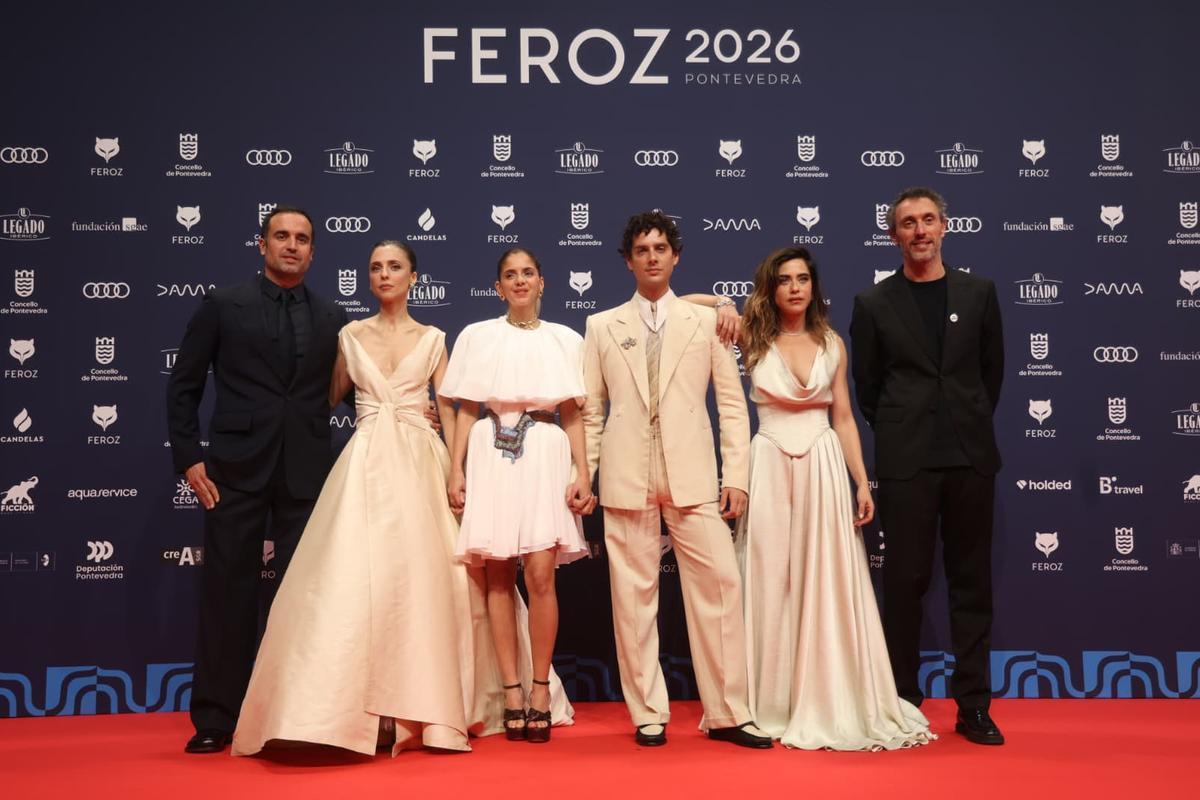 El equipo de la serie 'Silencio' El equipo de la serie 'Silencio'