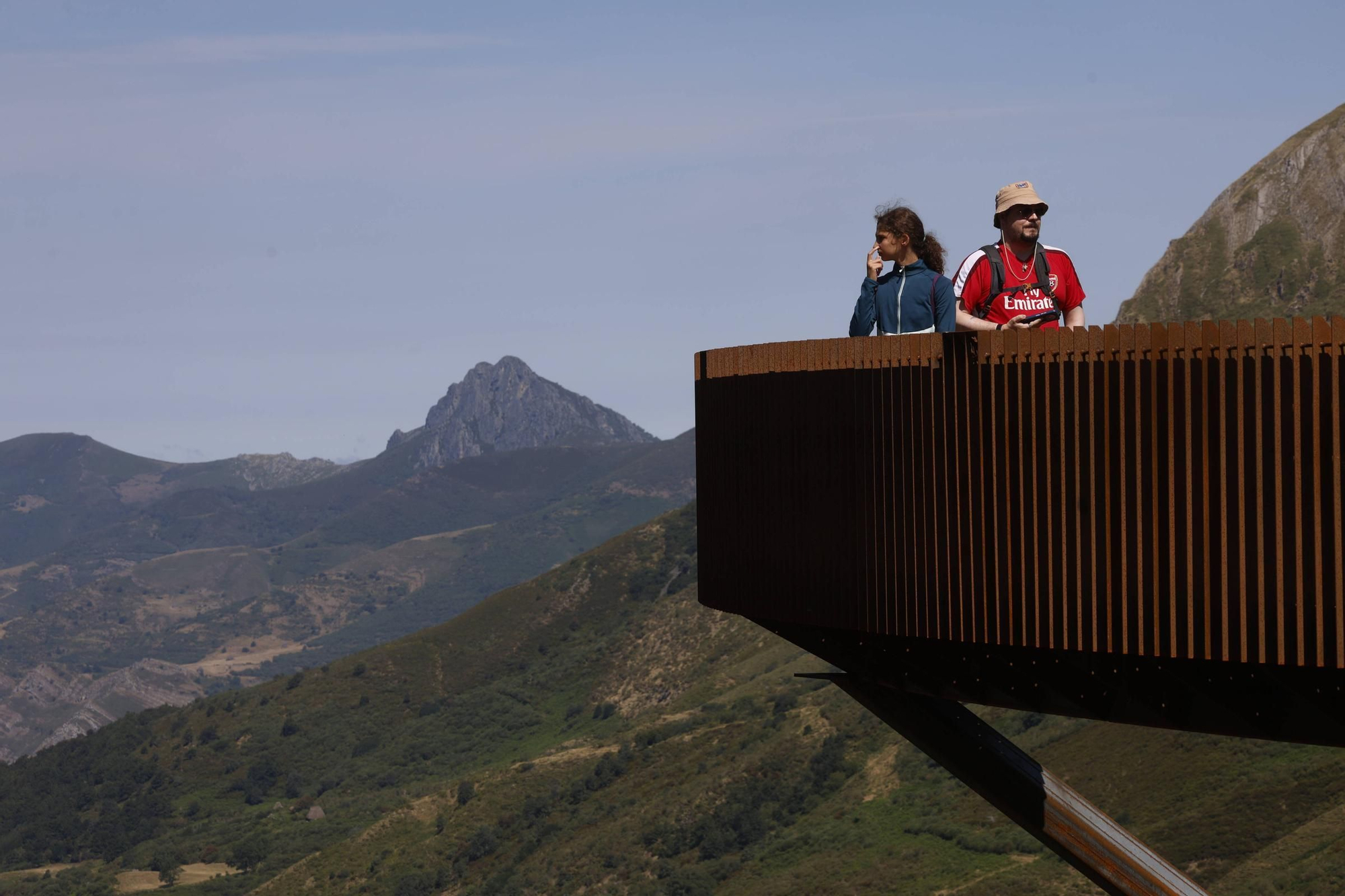Así fue la visita del ministro Jordi Hereu al mirador de La Farrapona