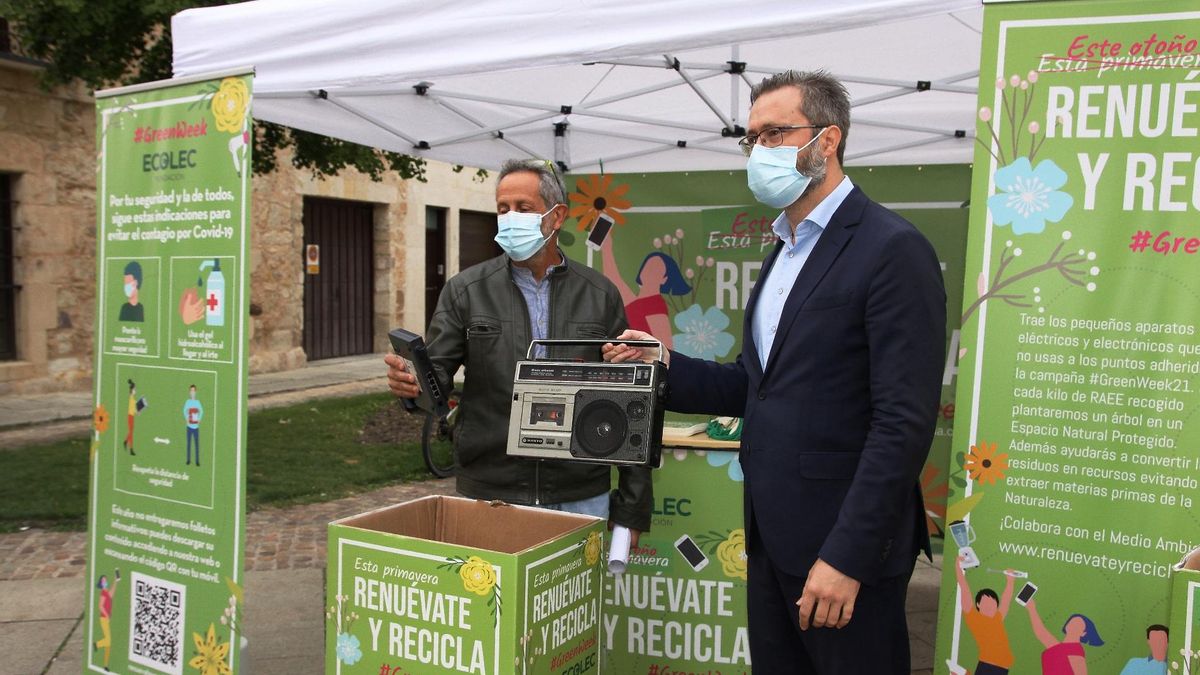 Campaña de reciclaje de aparatos electrónicos en Zamora con la colaboración del Ayuntamiento y la Fundación Ecolec.