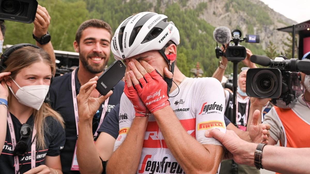 Giulio Ciccone, emocionado al finalizar la etapa