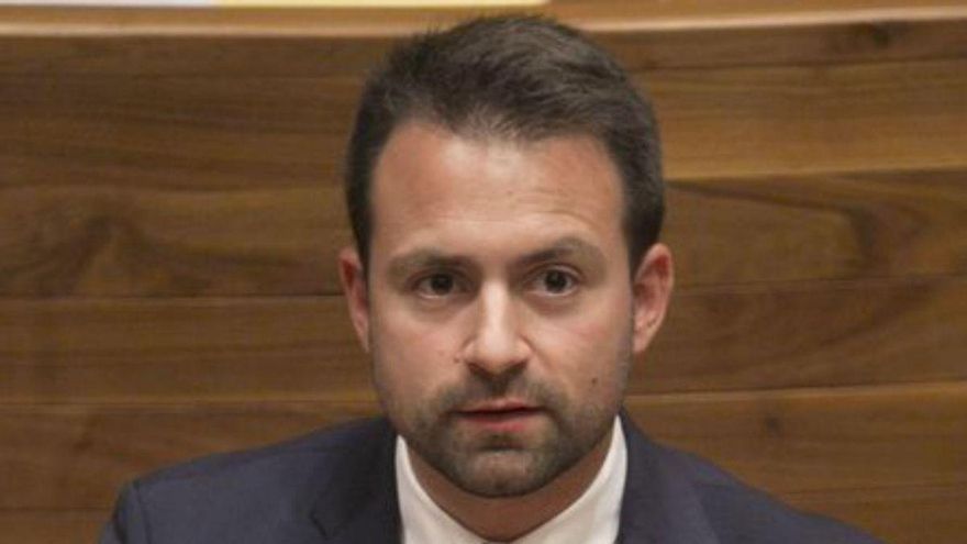 División en el Suroccidente a cuenta de las críticas al secretario del PP, Álvaro Queipo, en Salas