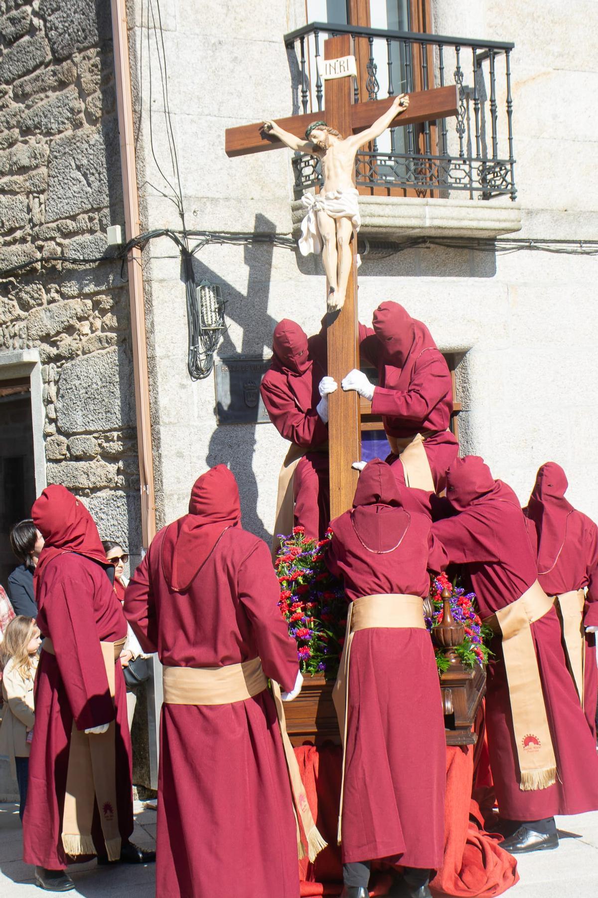 Procesión del Santo Encuentro en Vimianzo.