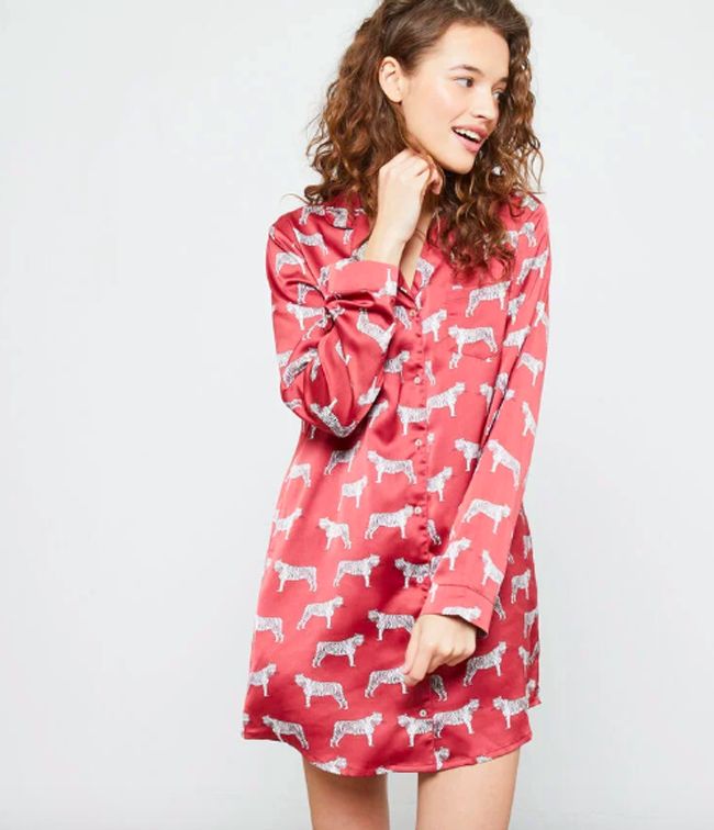 Camisón con estampado de tigres de Etam