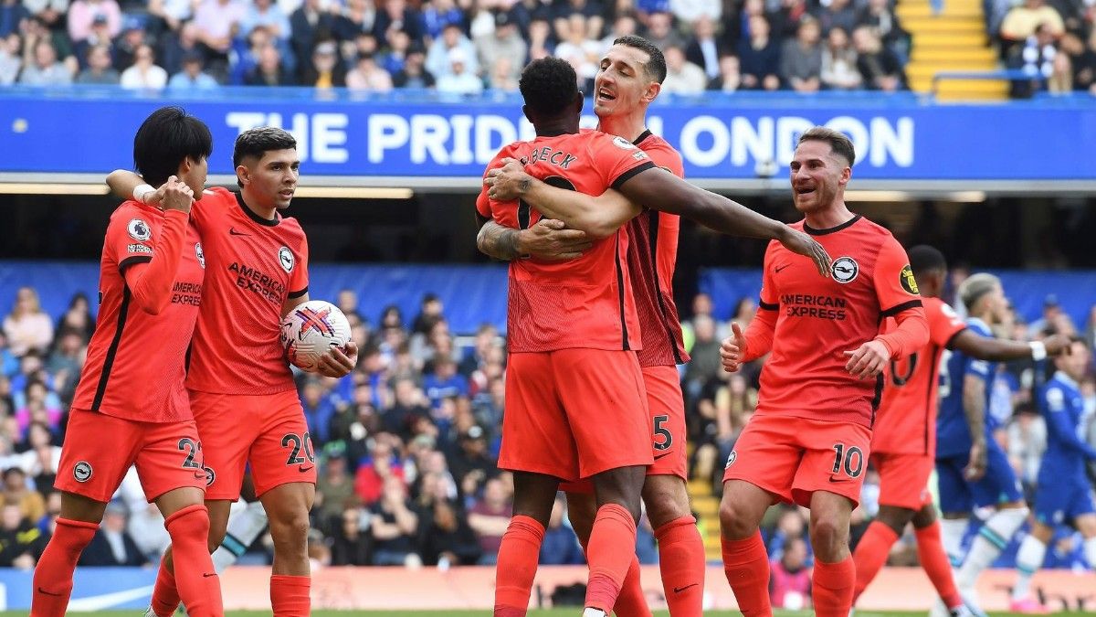 El Brighton celebra su victoria frente al Chelsea