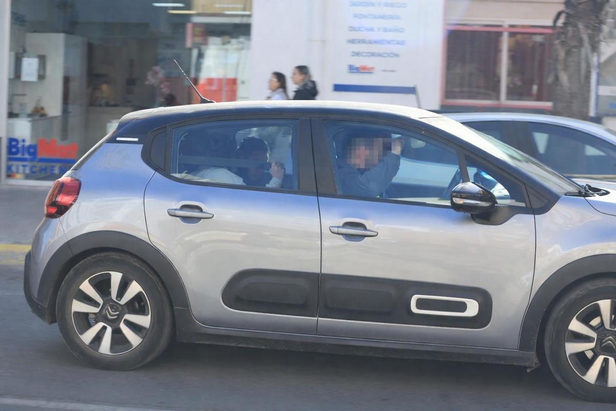Dos de las mujeres liberadas el pasado martes en esta operación en Vila-real por la Policía Nacional.