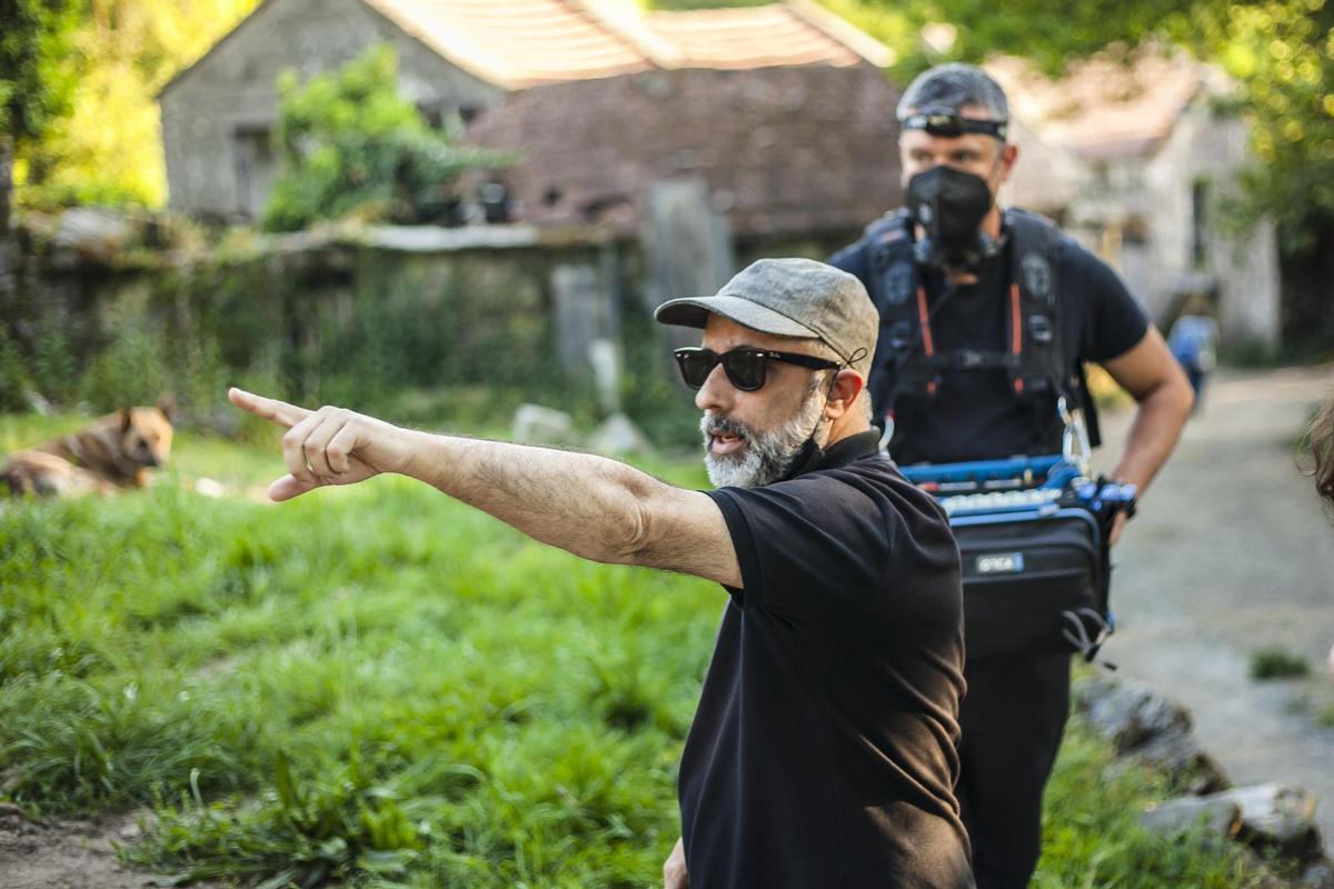El director compostelano Alfonso Zarauza, que cumple 30 años en el cine, recibirá el Premio Pedigree de Honor en el Festival de Cans