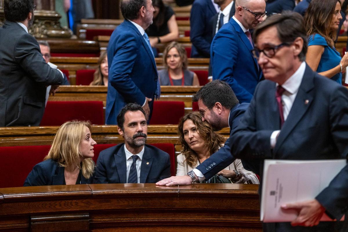 Pleno en el Parlament para la investidura de Salvador Illa