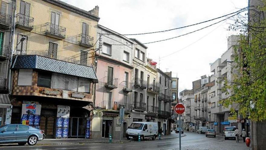 L&#039;antic restaurant (primer edifici per l&#039;esquerra) està ubicat en un dels punts més cèntrics de Súria