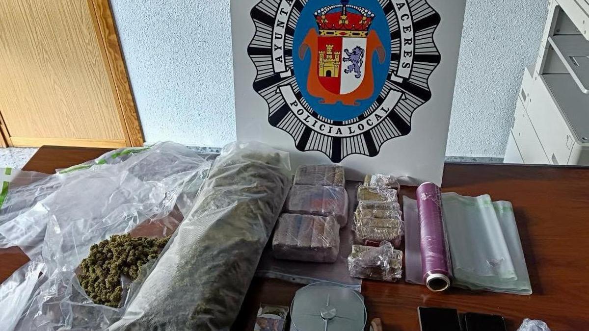 Droga incautada por la Policía Local de Cáceres