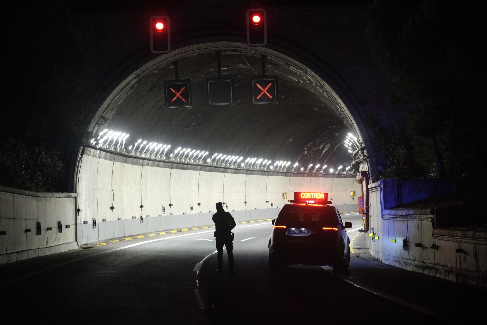 Accidente con incendio y dos heridos graves en el túnel de Villena: así ha sido el simulacro en la autovía A-31