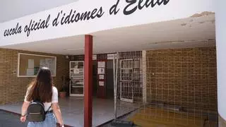 Los alumnos de la EOI de Elda ante los recortes: "Las consecuencias serán desastrosas"