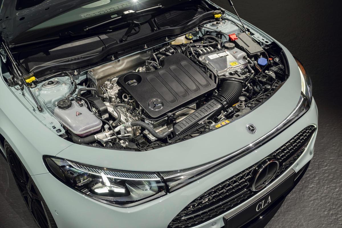 El CLA 250+ adopta una batería de iones de litio de nueva generación, logrando un 20 % más de densidad energética y una reducción del contenido de cobalto.