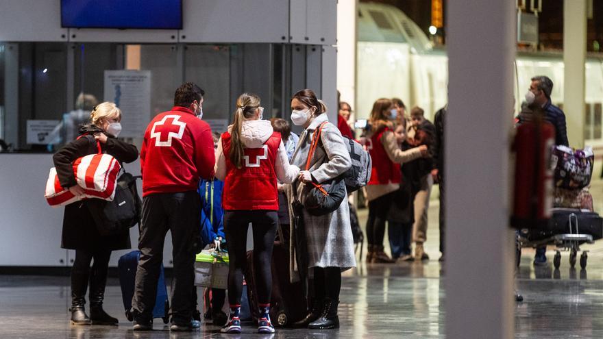 Una treintena de refugiados ucranianos llega a Alicante huyendo de la guerra