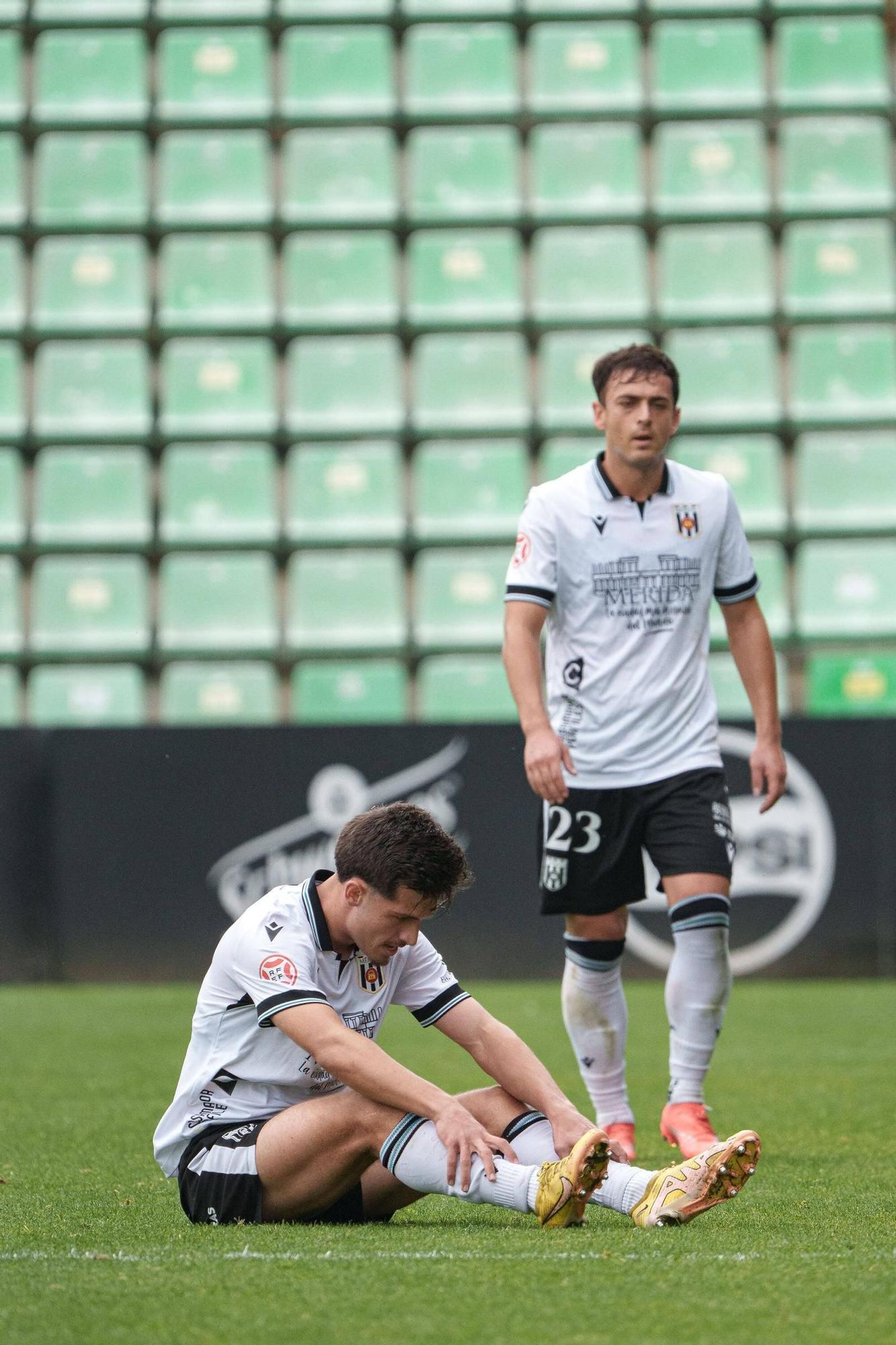 FOTOGALERÍA | Las mejores imágenes del partido Mérida-Orense