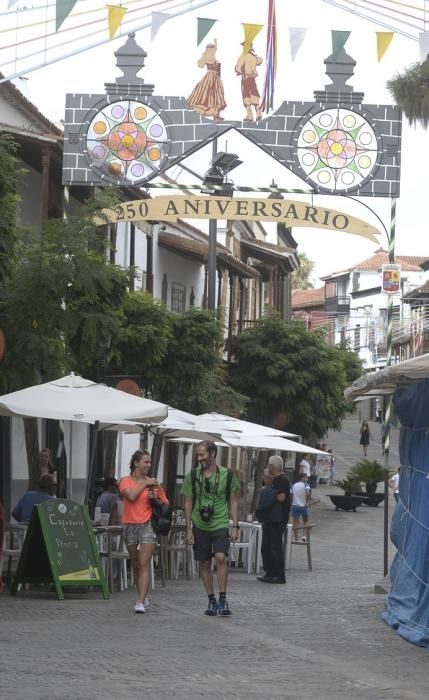 LA VIRGEN DEL PINO SIN SU MANTO. TEROR SE ...