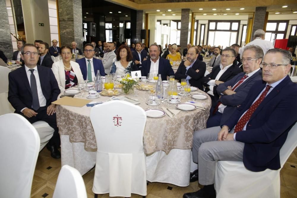 Participantes en el "Encuentro de Líderes"