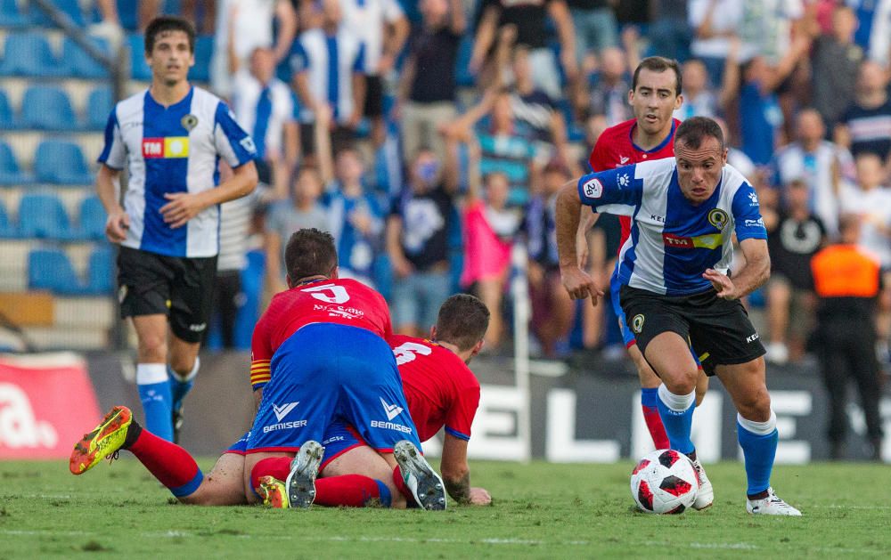 La derrota del Hércules ante el Teruel en imágenes